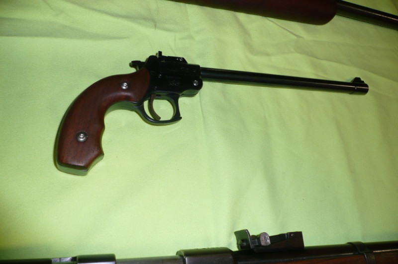 Revolver FOX - 6mm flobert, 17.000 Kč