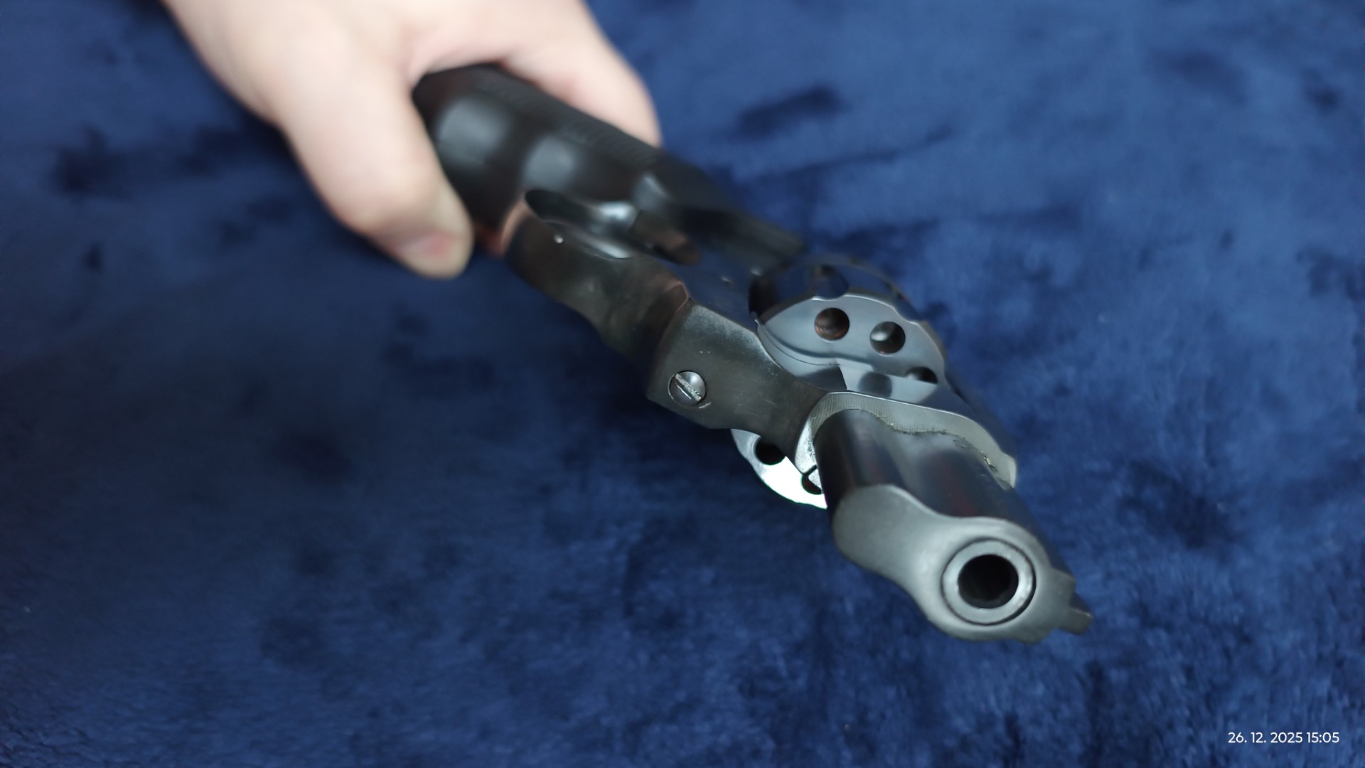 Pohled na ústí hlavně