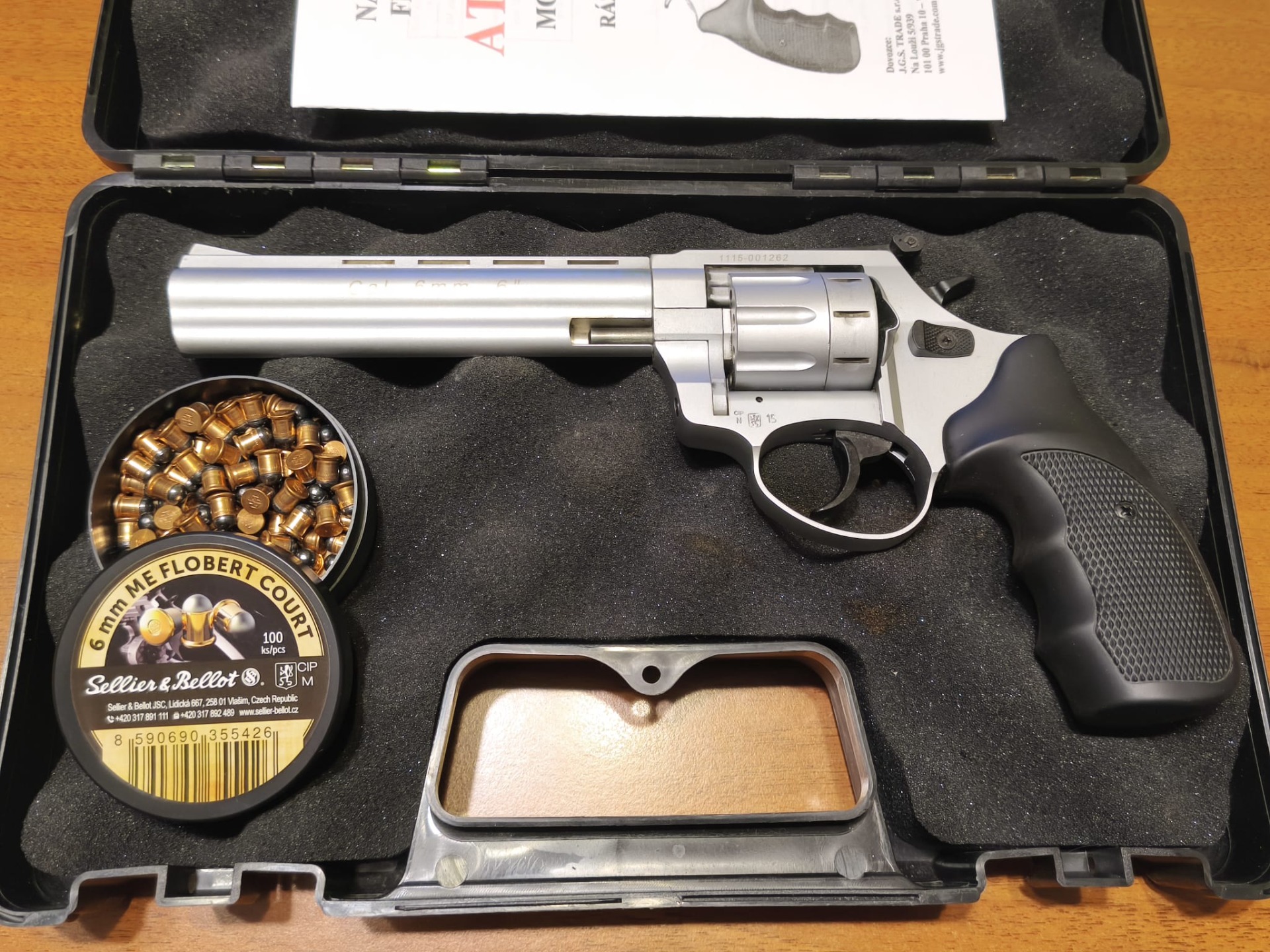 Náboje nejsou součástí - lze dokoupit - balení 100 ks za 500 Kč